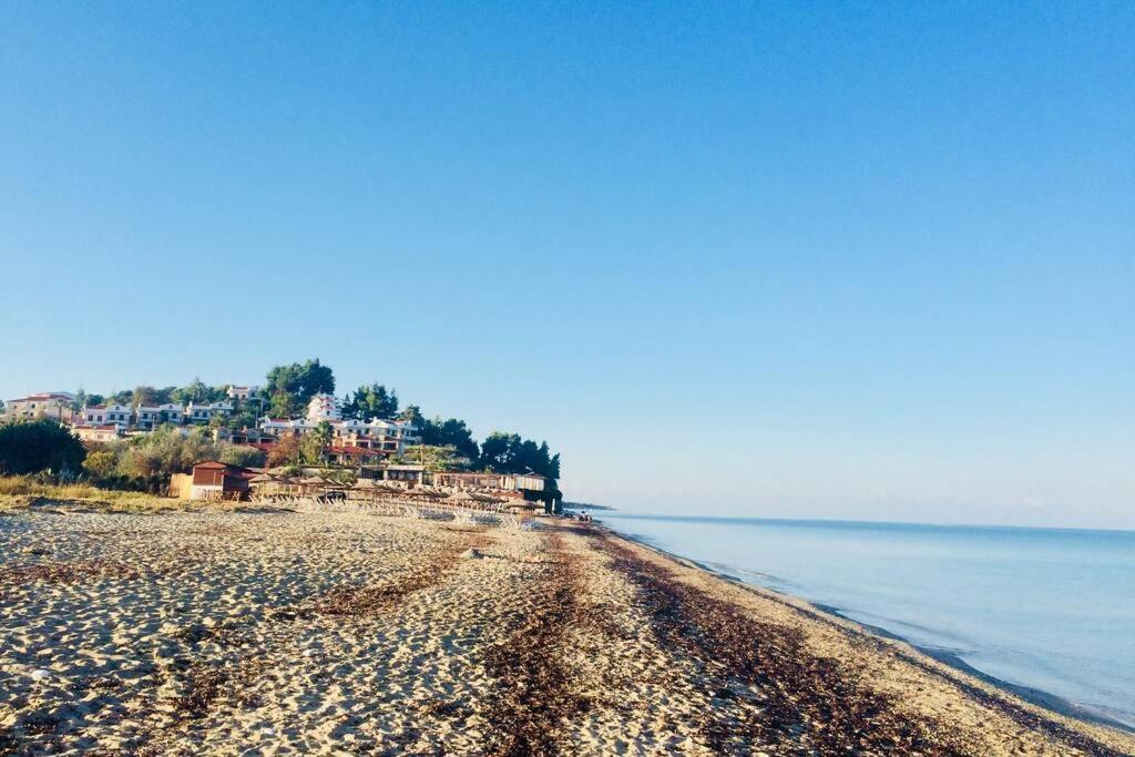 Family Apartment In Greece Kalandra エクステリア 写真